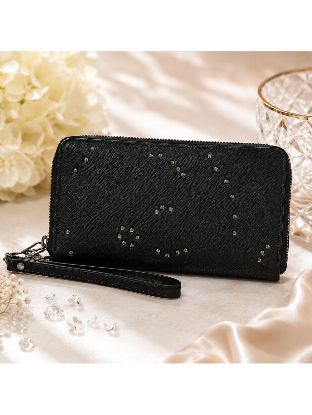 Vilenca Leather Large Zip Around Tooled Studs Wallet